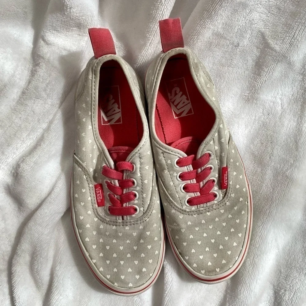 Kids Vans grey with white hearts sneakers size 3